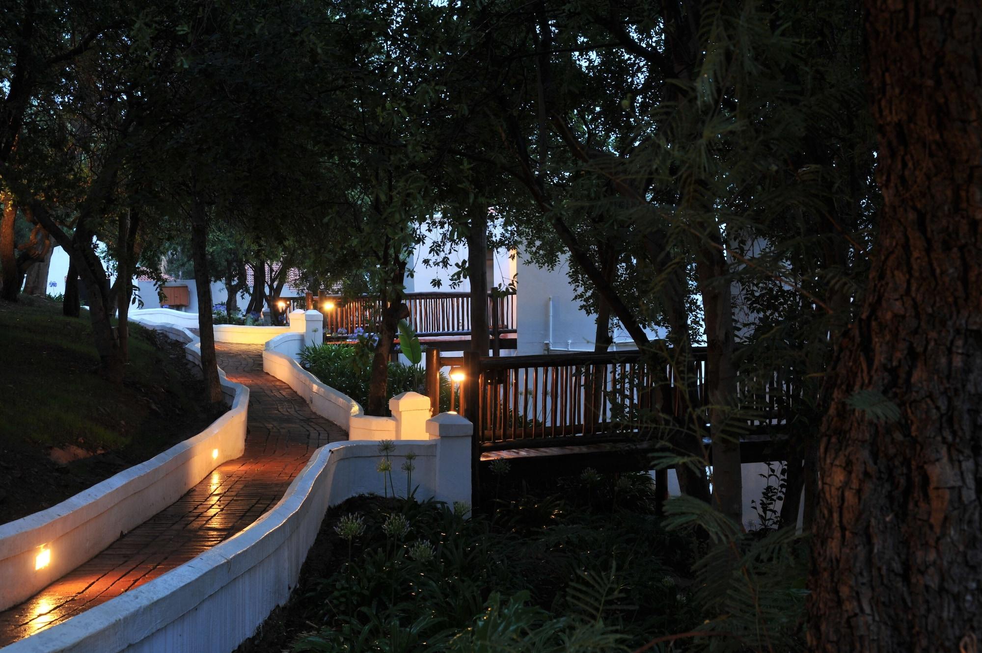 Premier Hotel Roodevalley Pretoria Exterior photo