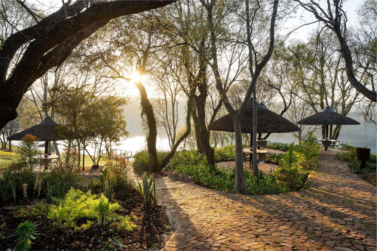 Premier Hotel Roodevalley Pretoria Exterior photo